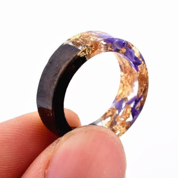 Clear Resin Ring Featuring Flower Accents. - One Size fits (87165)